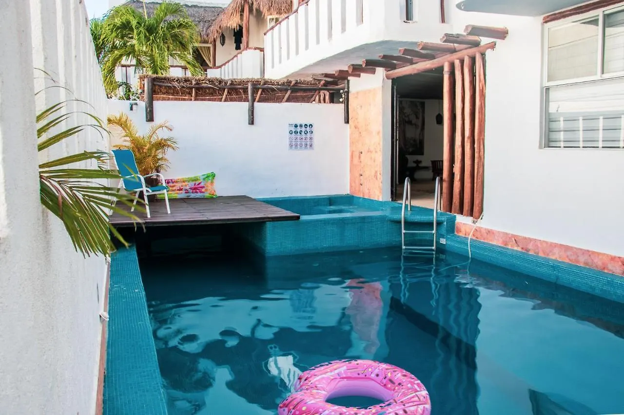 Simply Comfort Stylish Las Palmas Apartments With Pool Playa del Carmen