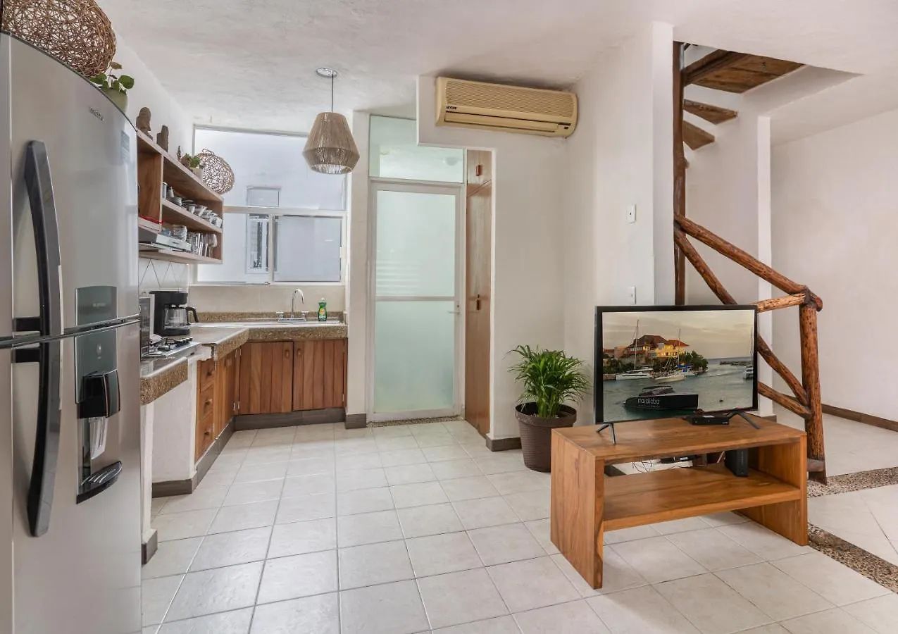 Simply Comfort Stylish Las Palmas Apartments With Pool Playa del Carmen 0*,
